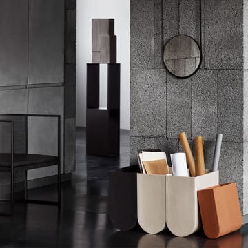 Pedestal boczny stolik  - black - Kristina Dam Studio