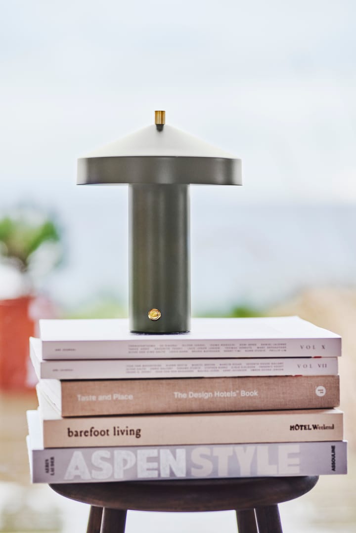 Lampa stołowa Hatto 24,5 cm - Olive - OYOY