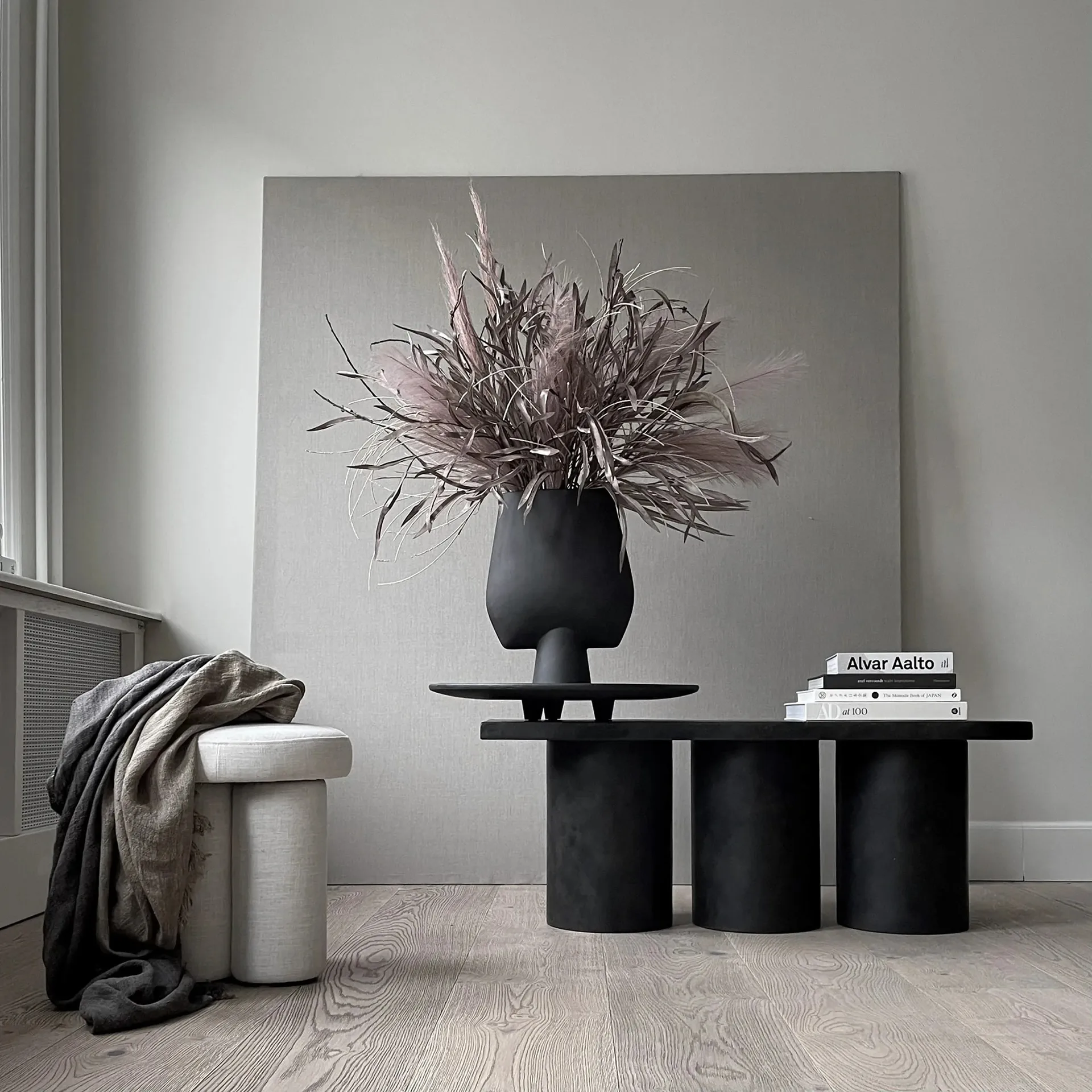 Big Foot taboret linne, White chalk 101 Copenhagen