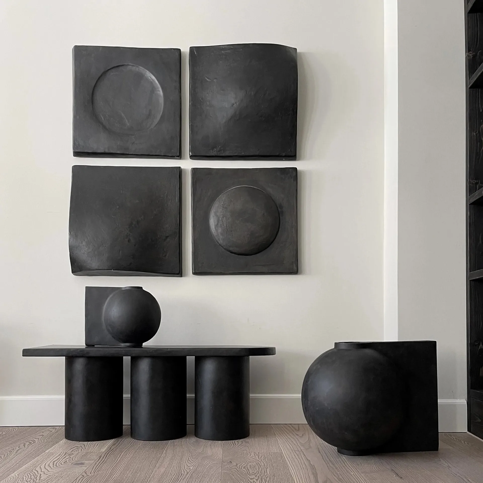 Dekoracja ścienna Sculpt Art Shield 58x58 cm, Coffee 101 Copenhagen