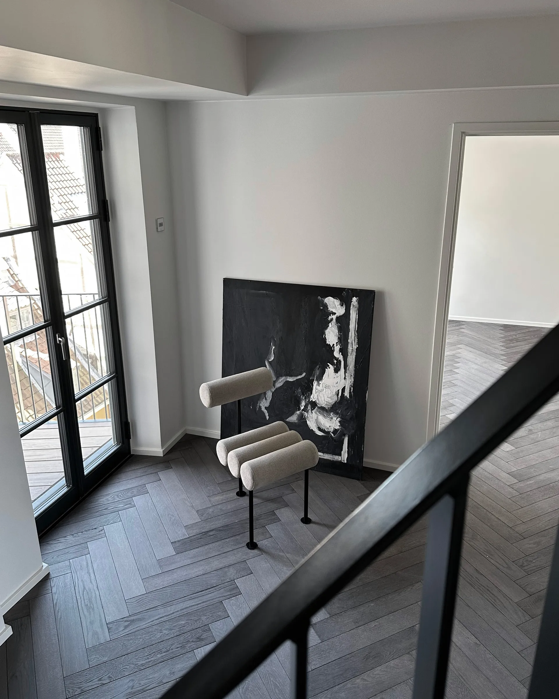 Krzesło do jadalni Hiro, Czarna rama-Piasek 101 Copenhagen