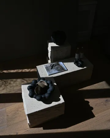 Miska medio Bloom Tray Ø28,5 cm - Black - 101 Copenhagen