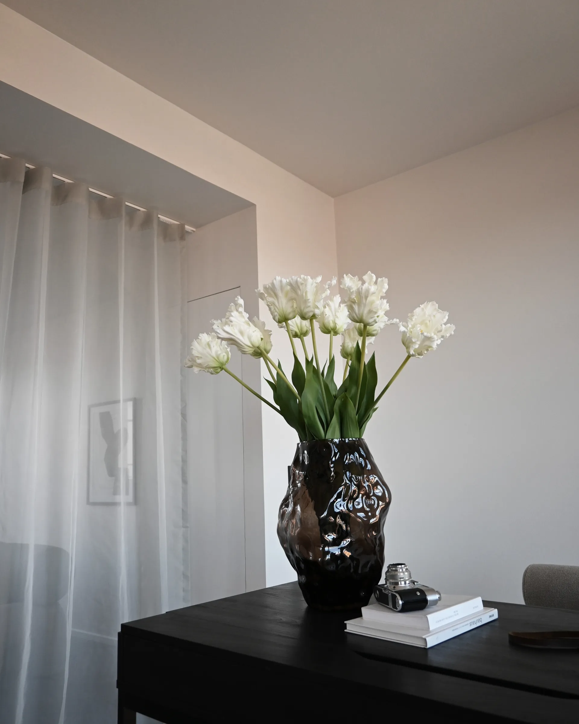 Wazon Katachi Medio, Smoked forest 101 Copenhagen