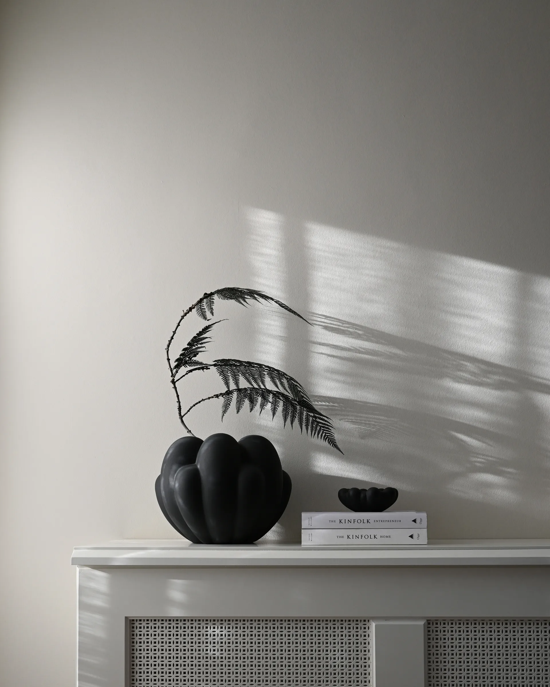 Wazon petit Bloom 22,5x24 cm, Black 101 Copenhagen