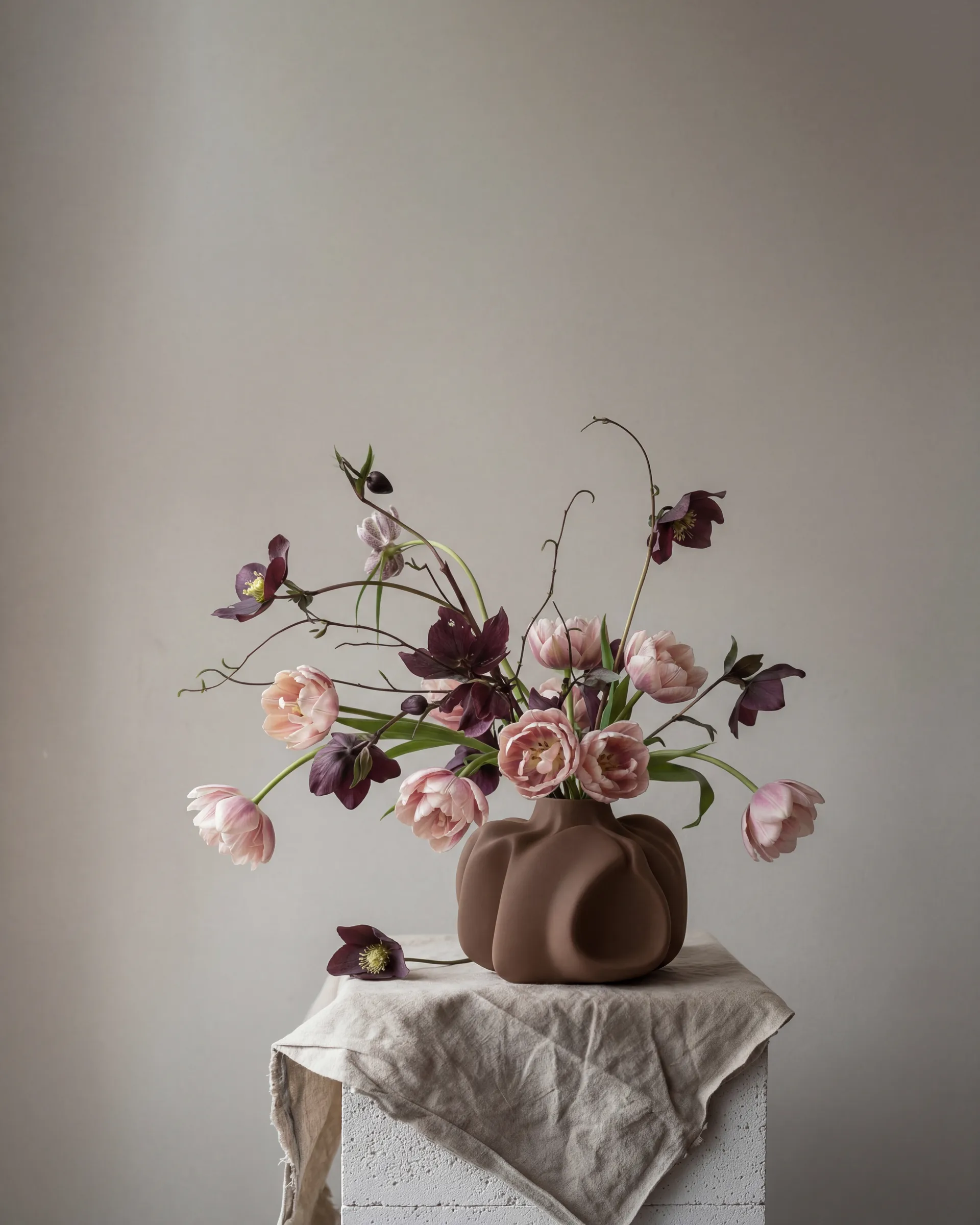 Wazon Wabi Medio 28 cm, Almond 101 Copenhagen