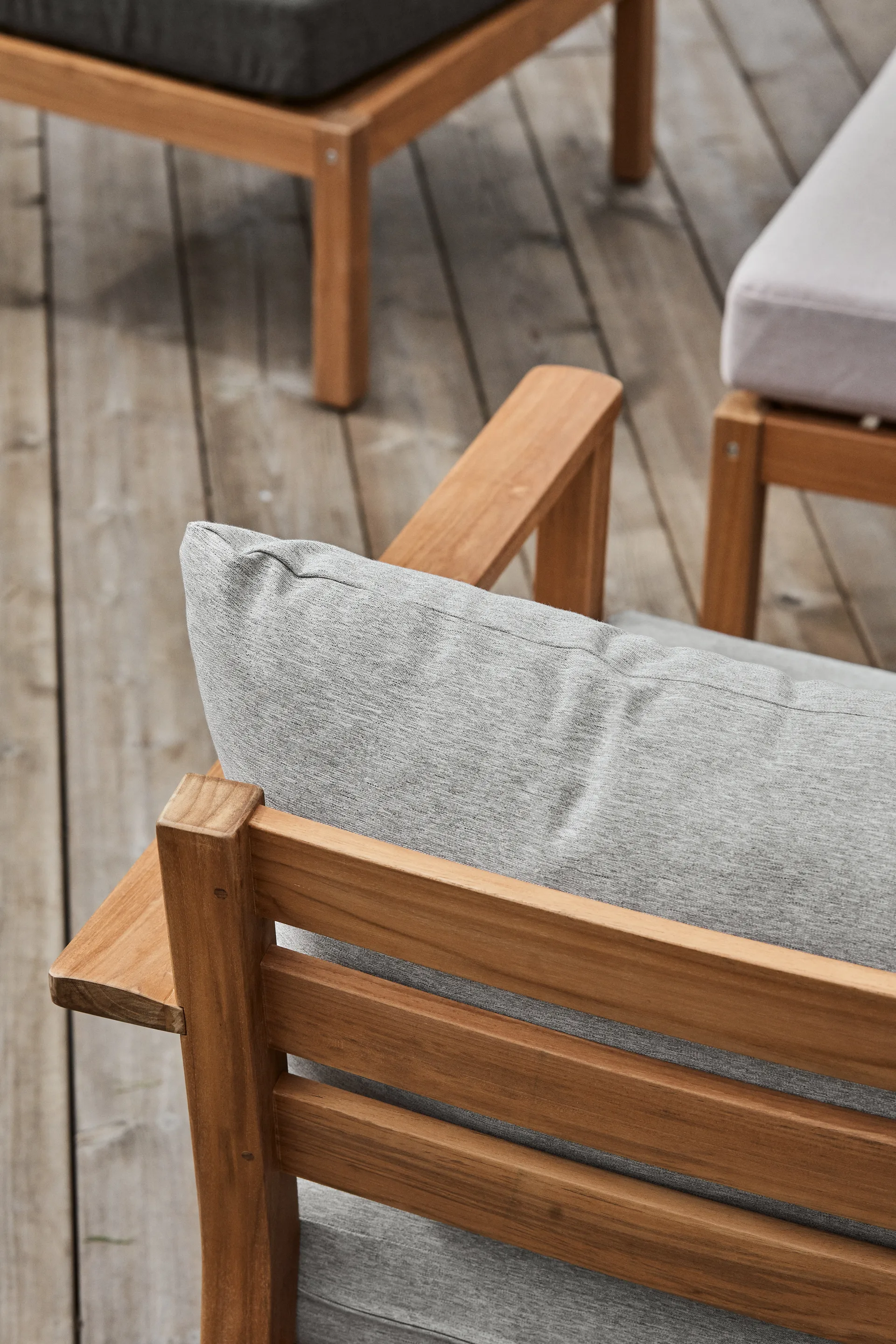 Fotel ogrodowy Stockaryd Teak/Light Grey,  1898