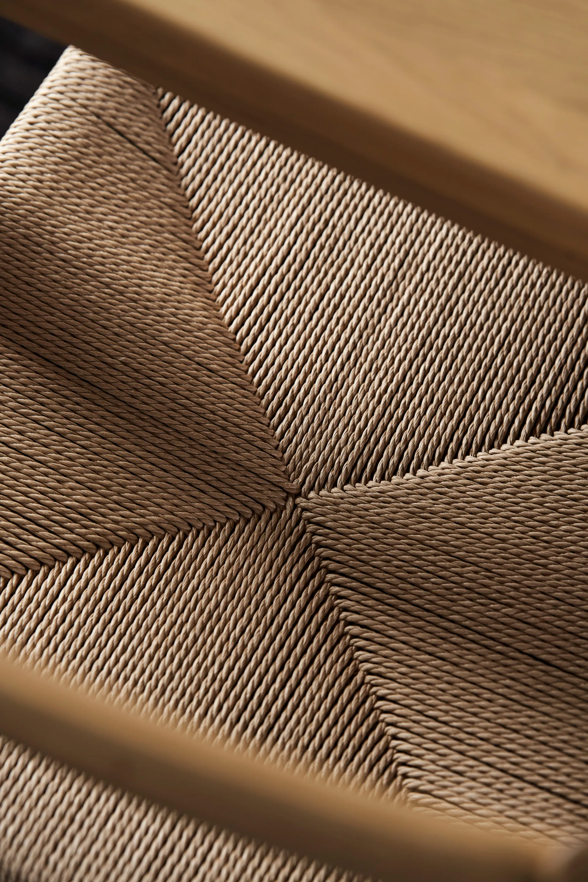 Krzesło do jadalni Fridhem, Lakierowany dąb–naturalny splot, zestaw 6 szt. 1898