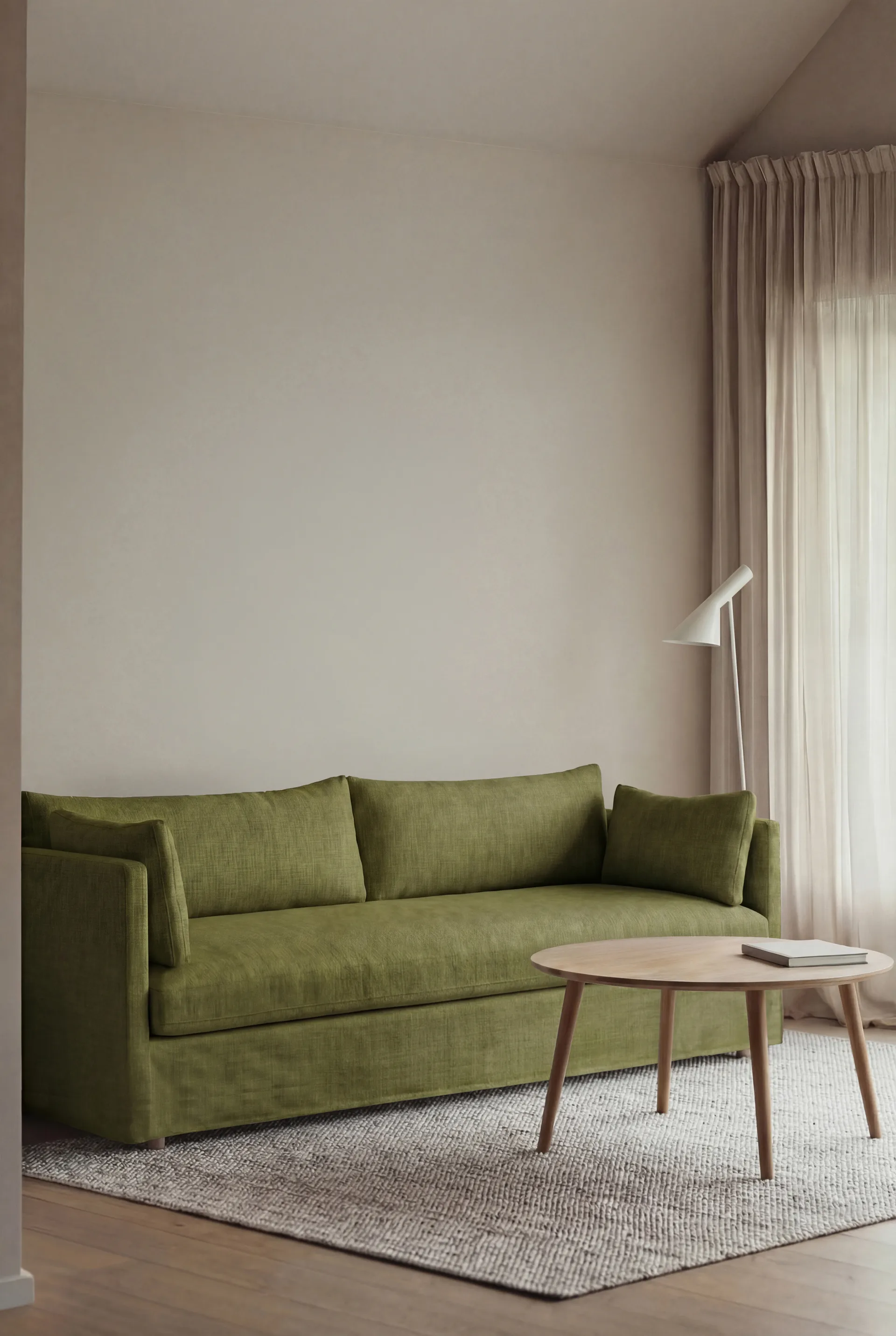 Linnevik sofa, Luiza Green 3975-dąb olejowany na biało, 4-osobowa, z falbaną 1898