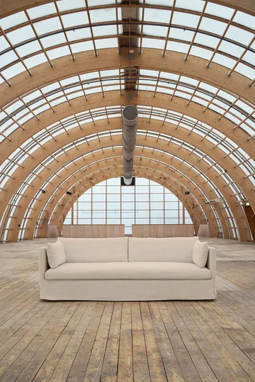 Linnevik sofa - Same Beige 6670-dąb olejowany na biało, 4-osobowa, z falbaną - 1898