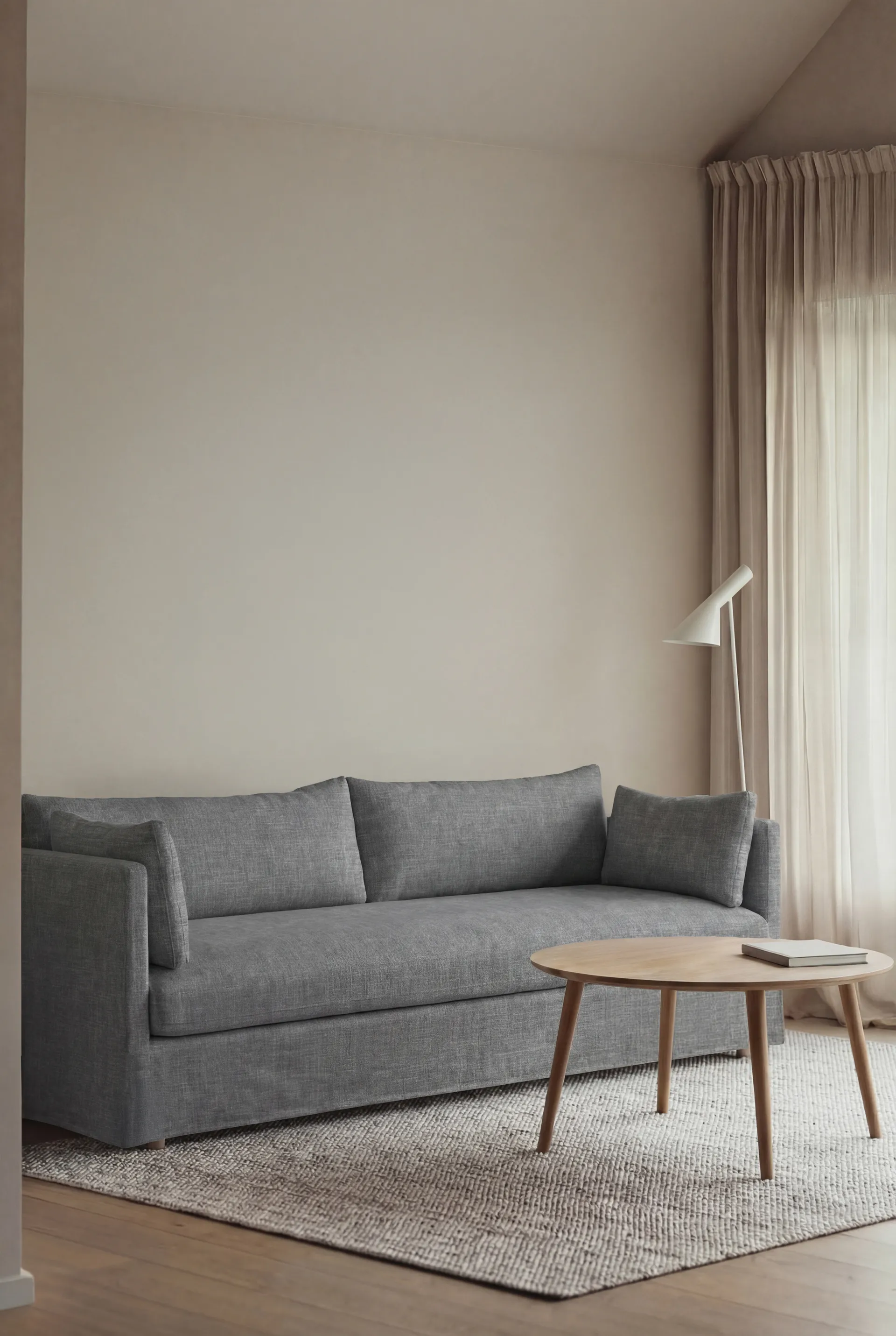 Linnevik sofa, Same Blue 6678-dąb olejowany na biało, 4-osobowa, z falbaną 1898