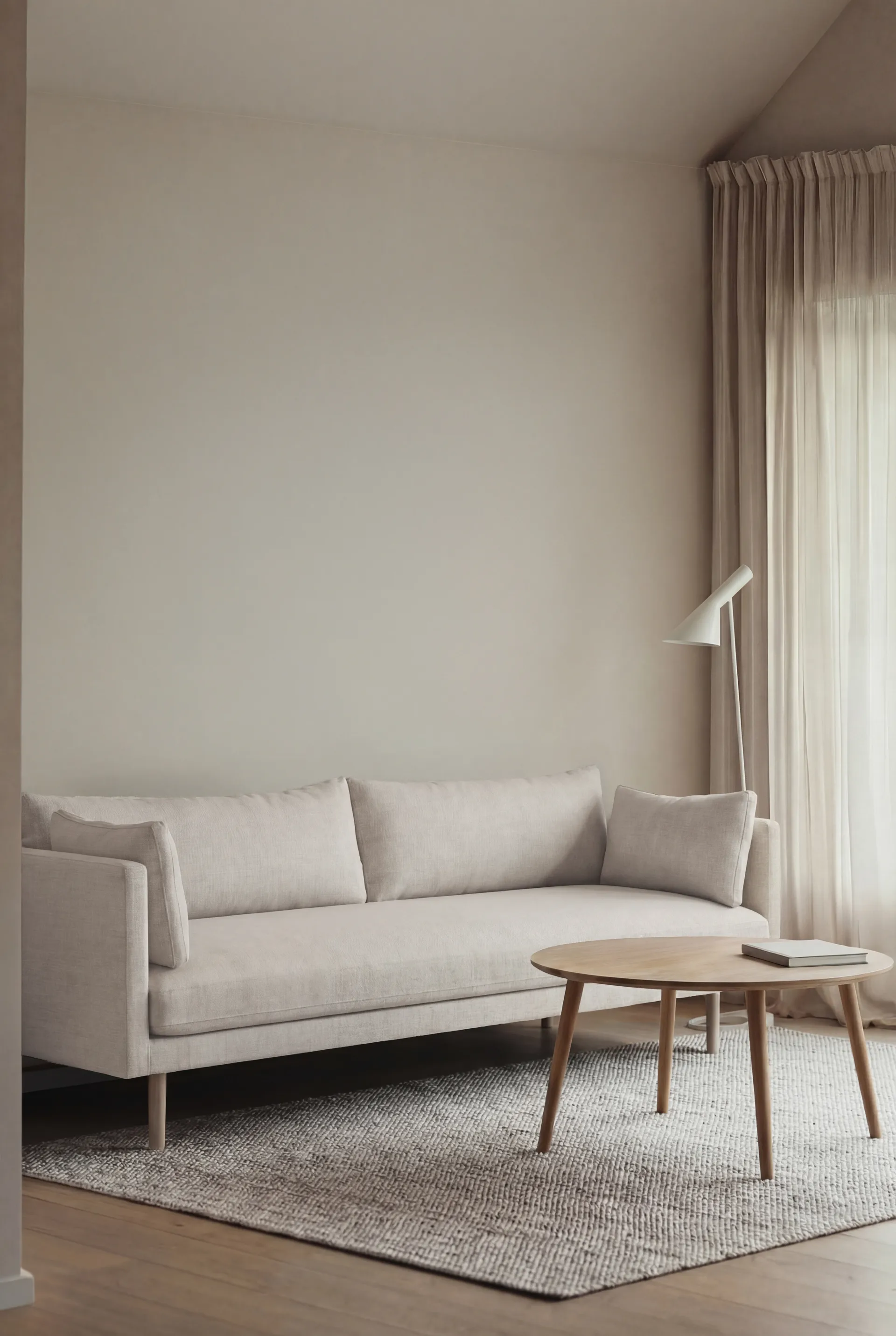 Linnevik sofa, Same Off White 6671-dąb olejowany na biało, 4-osobowa, bez falbany 1898