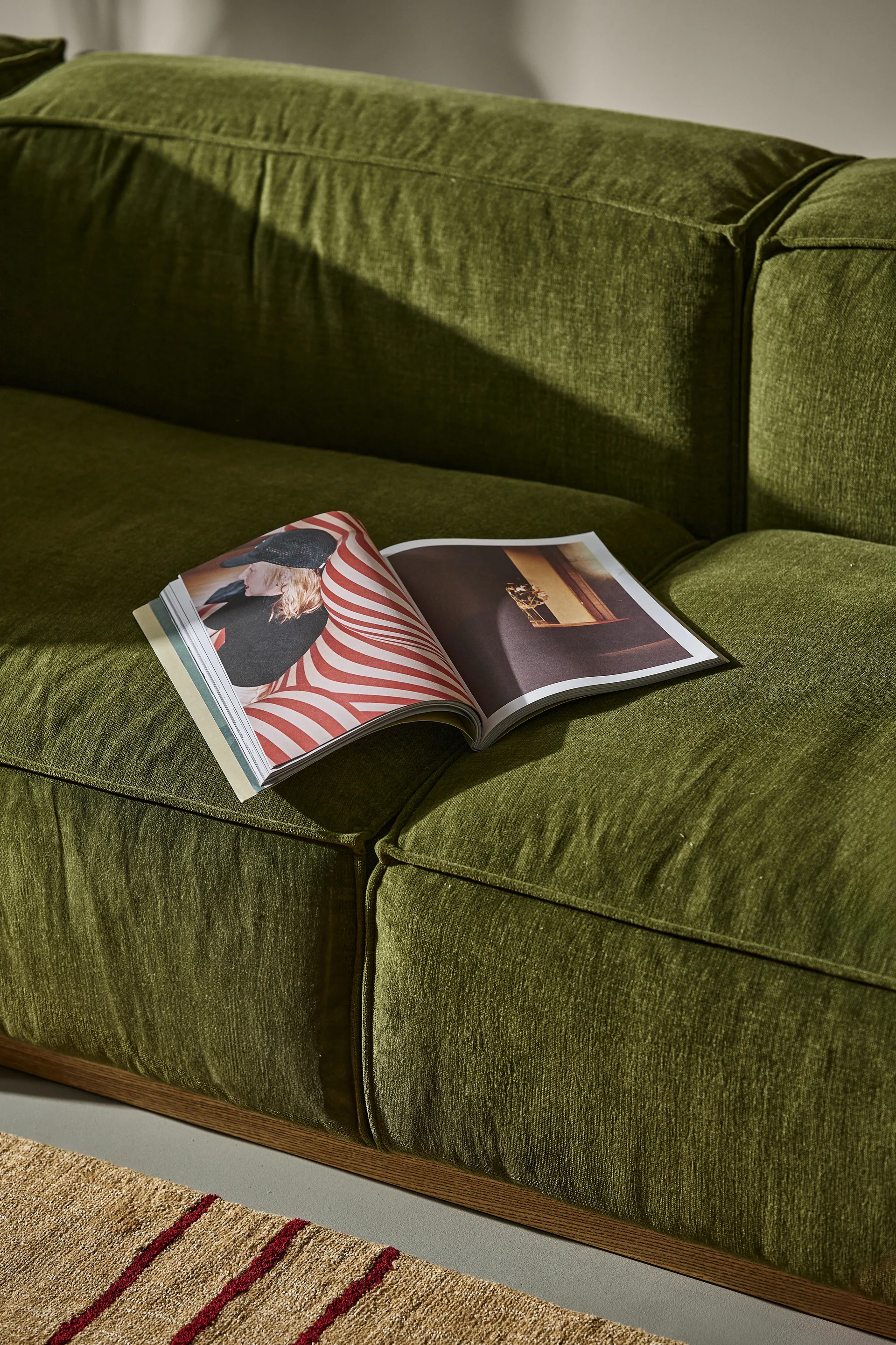 Sofa Bergsdal, Luisa green 3975-Jesion bejcowany na kolor dębu, 3-osobowa 1898