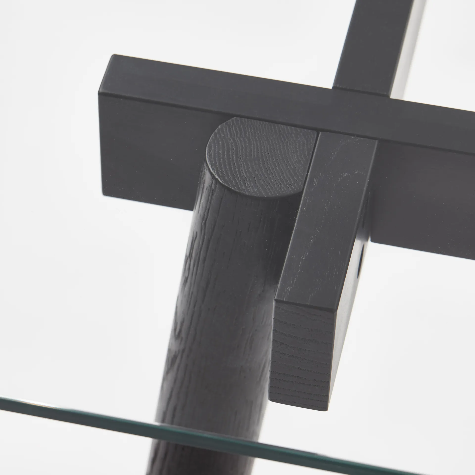 Corners stół, dąb biały olej, szkło A2