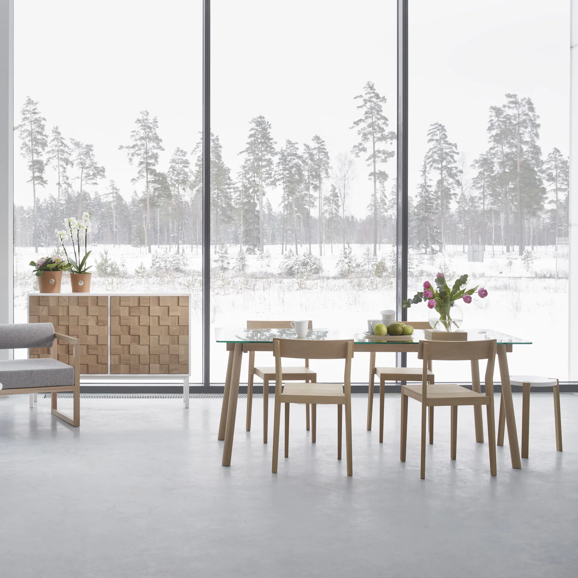 Corners stół, dąb biały olej, szkło A2