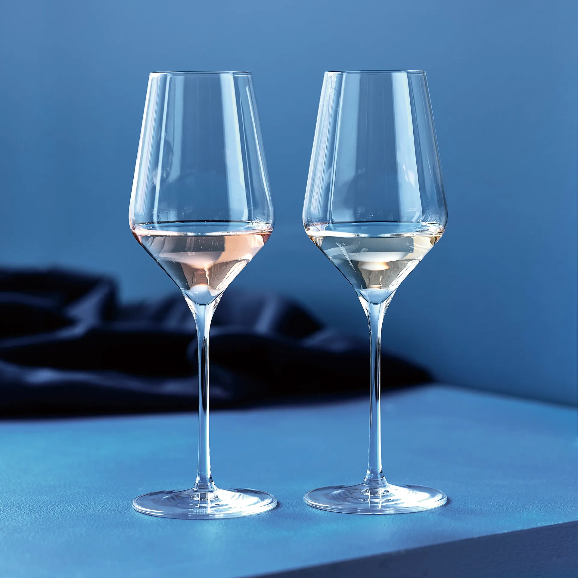 Connoisseur Extravagant kieliszki do białego wina 405 ml, 4‑pak, Clear Aida