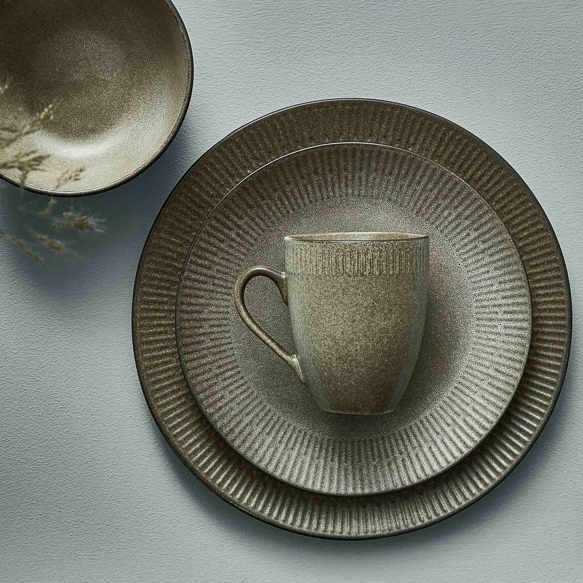 Kubek Relief 30 cl, szary Aida