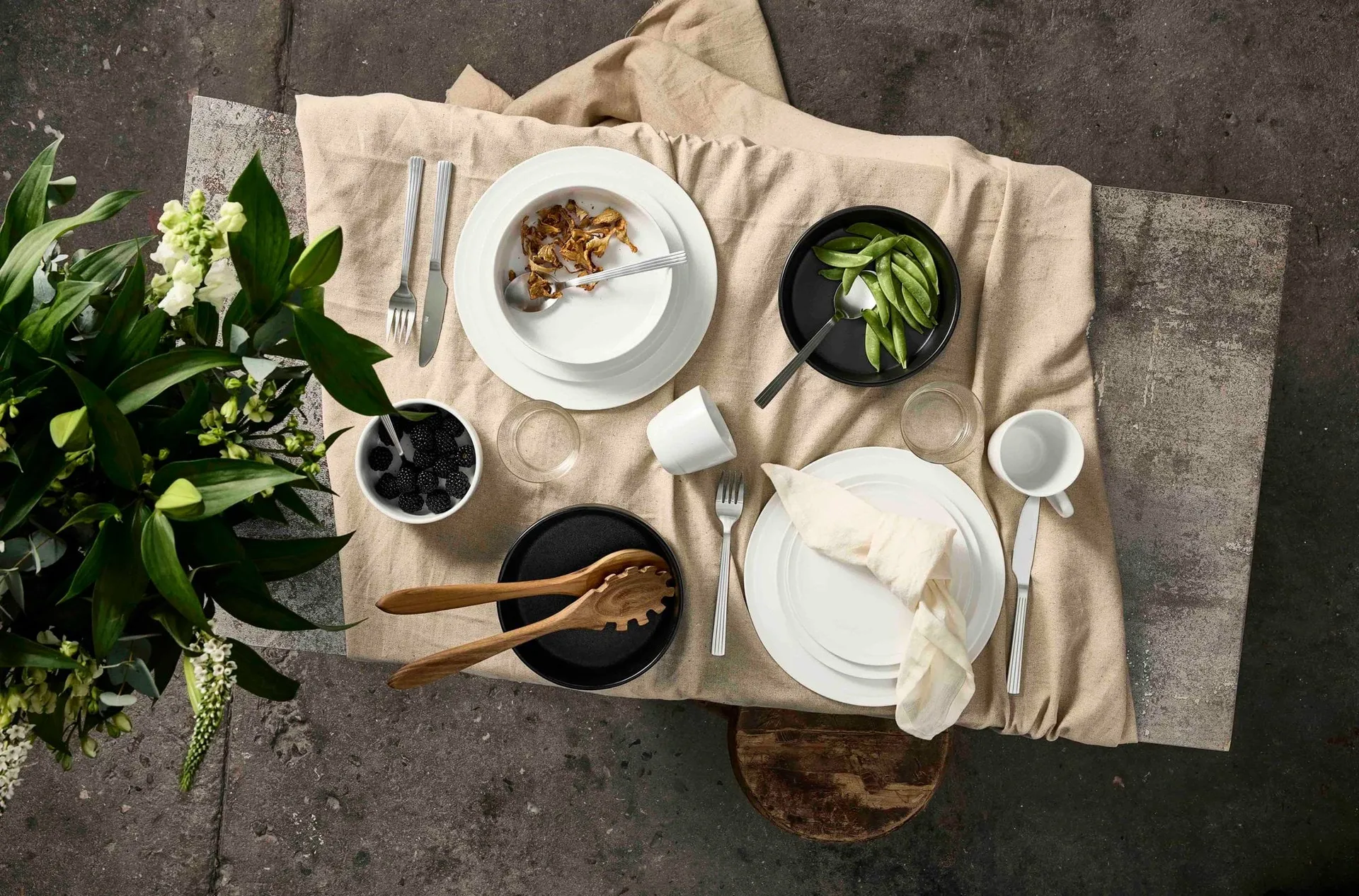 Miska Raw Ø13,5 cm, Pure Porcelain Aida