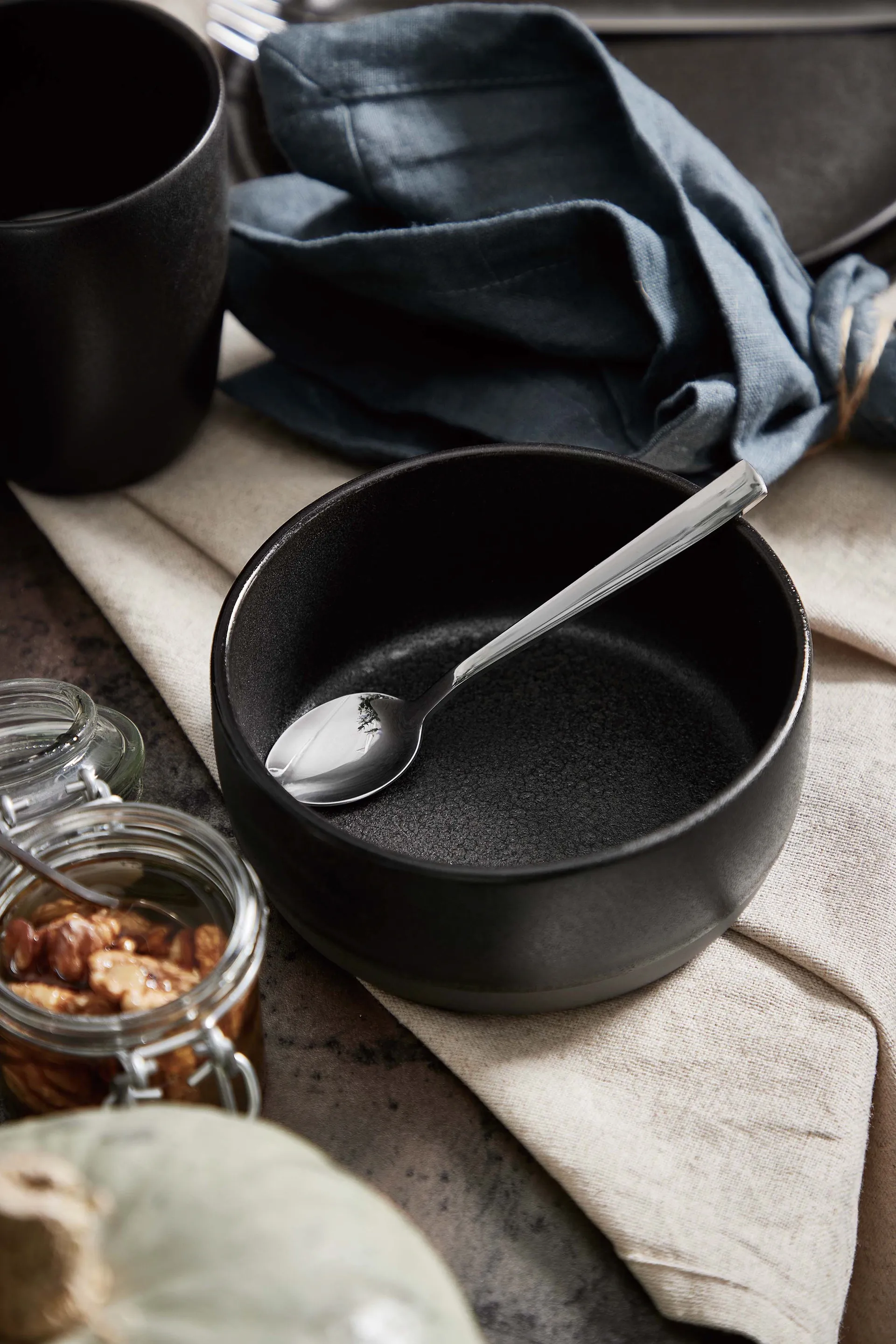 Miska Raw Ø13,5 cm, Titanium Black (czarny) Aida