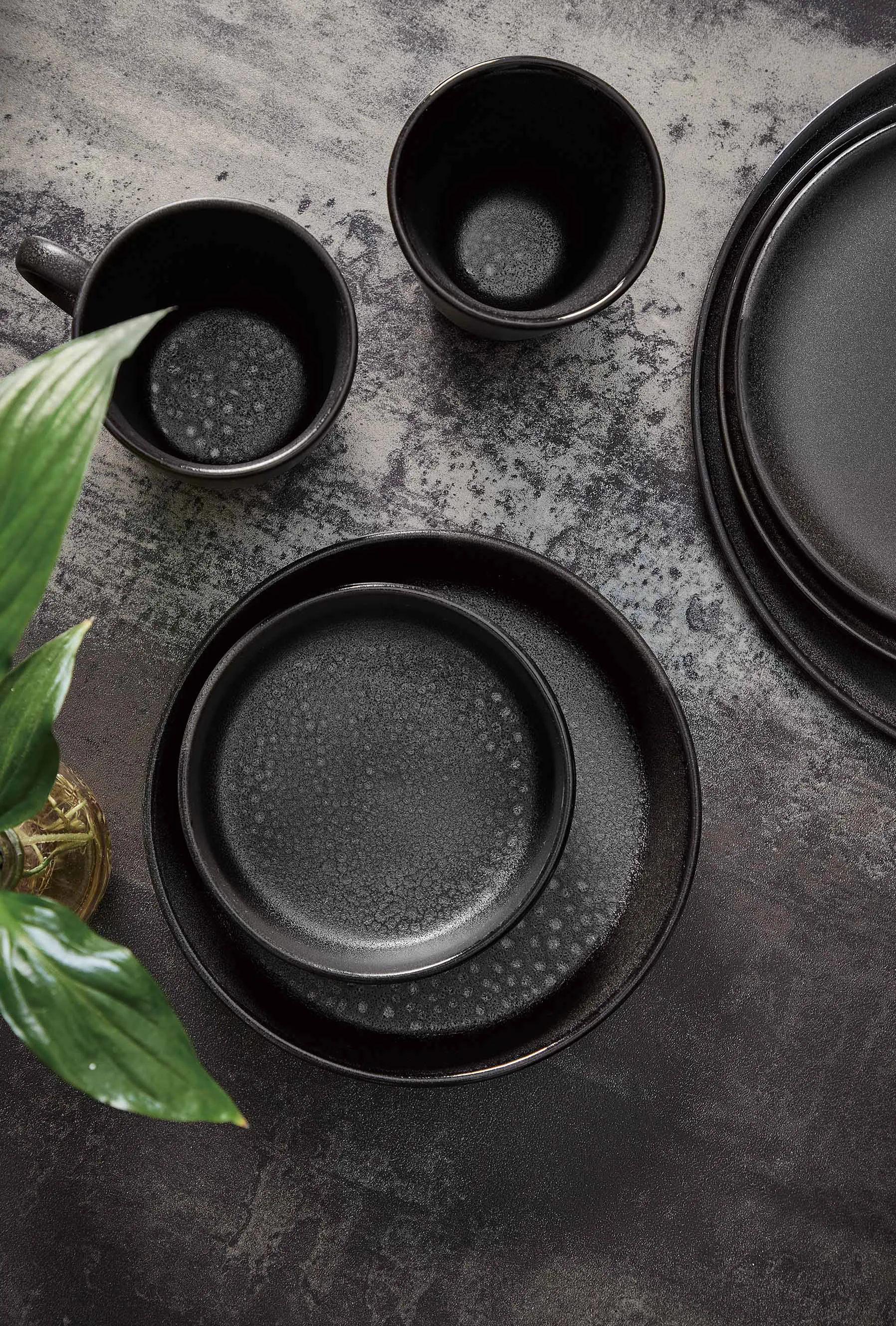 Miska Raw Ø13,5 cm, Titanium Black (czarny) Aida