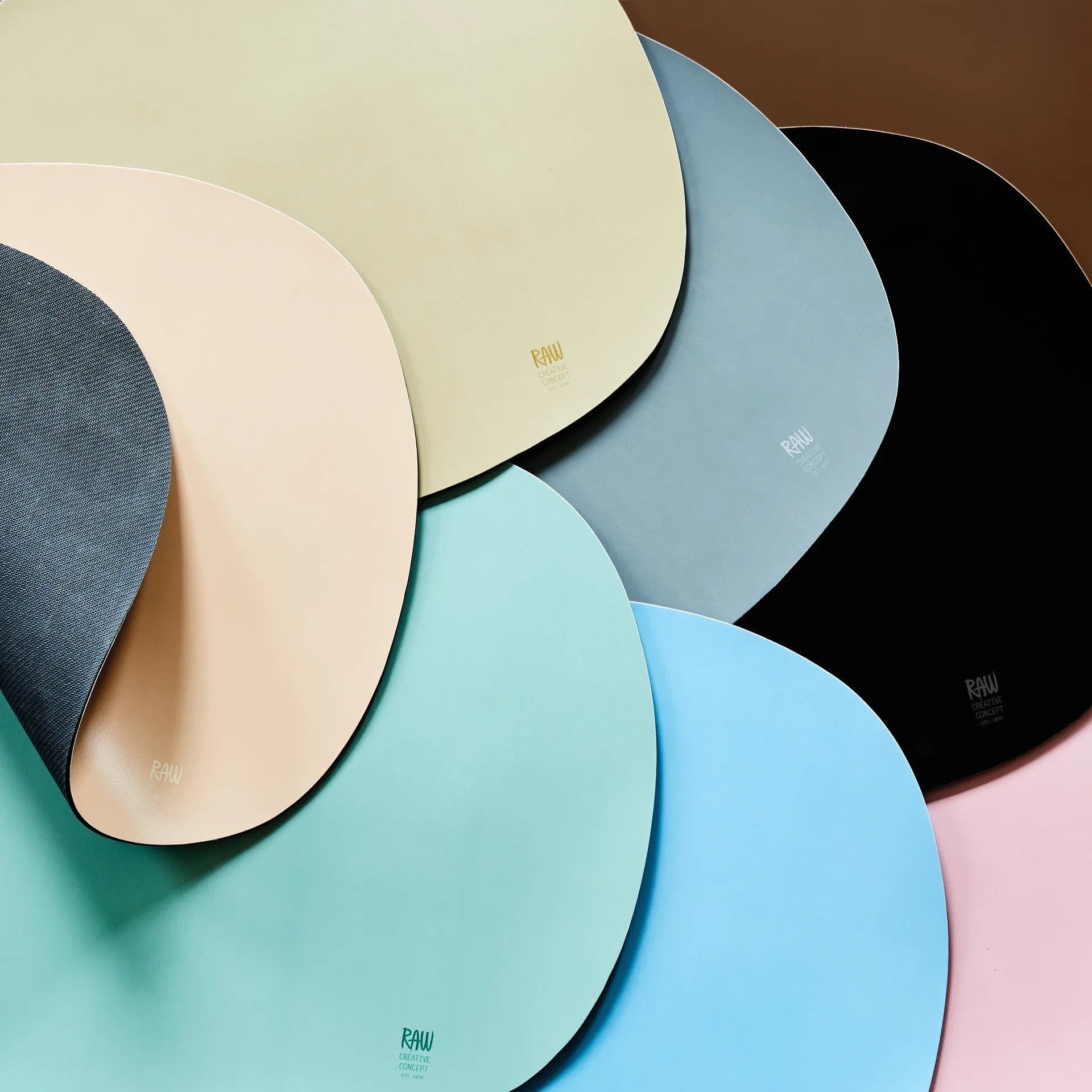 Silikonowa podkładka Raw Creative 41x33,5 cm, Zielona Aida