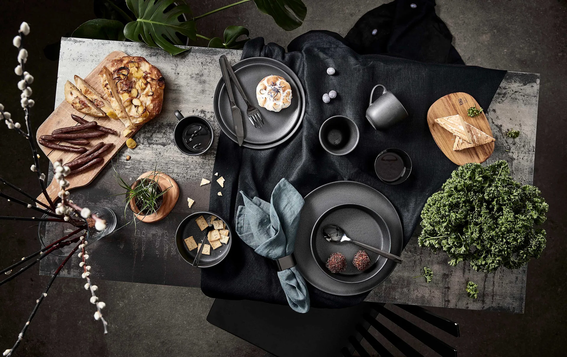 Talerz do zupy Raw Ø19,4 cm, Tytanowa czerń Aida