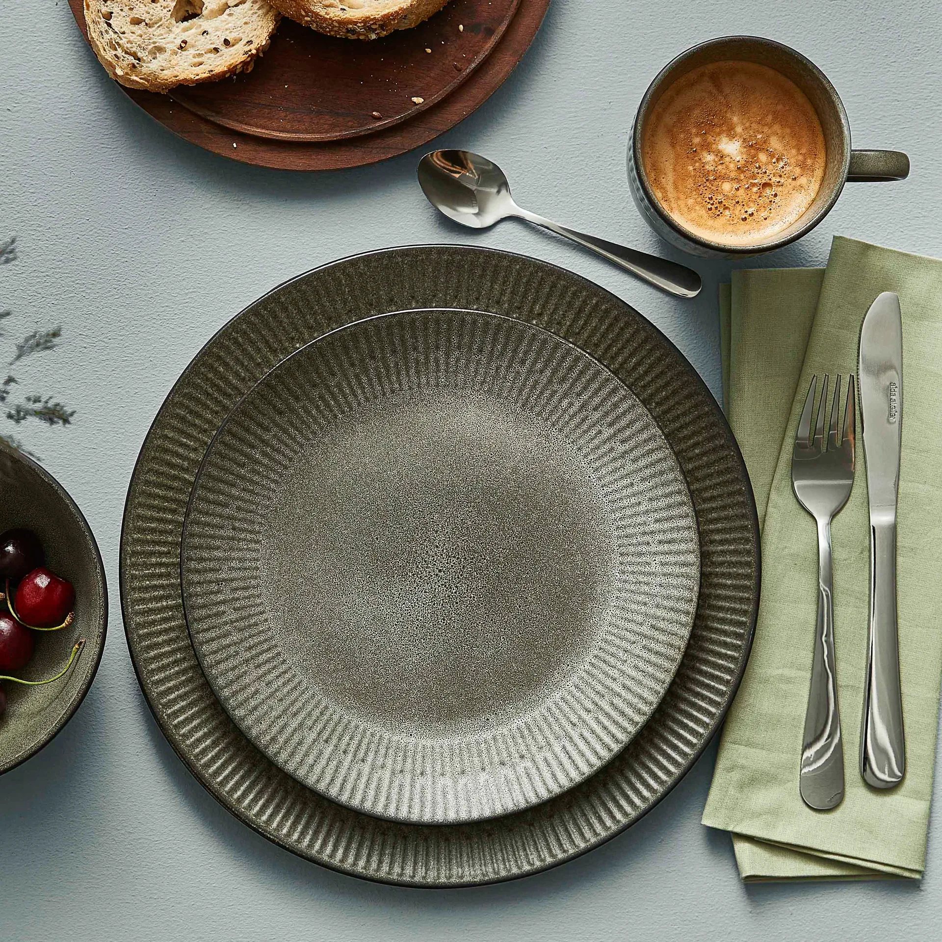 Talerza Relief 22 cm, szary Aida