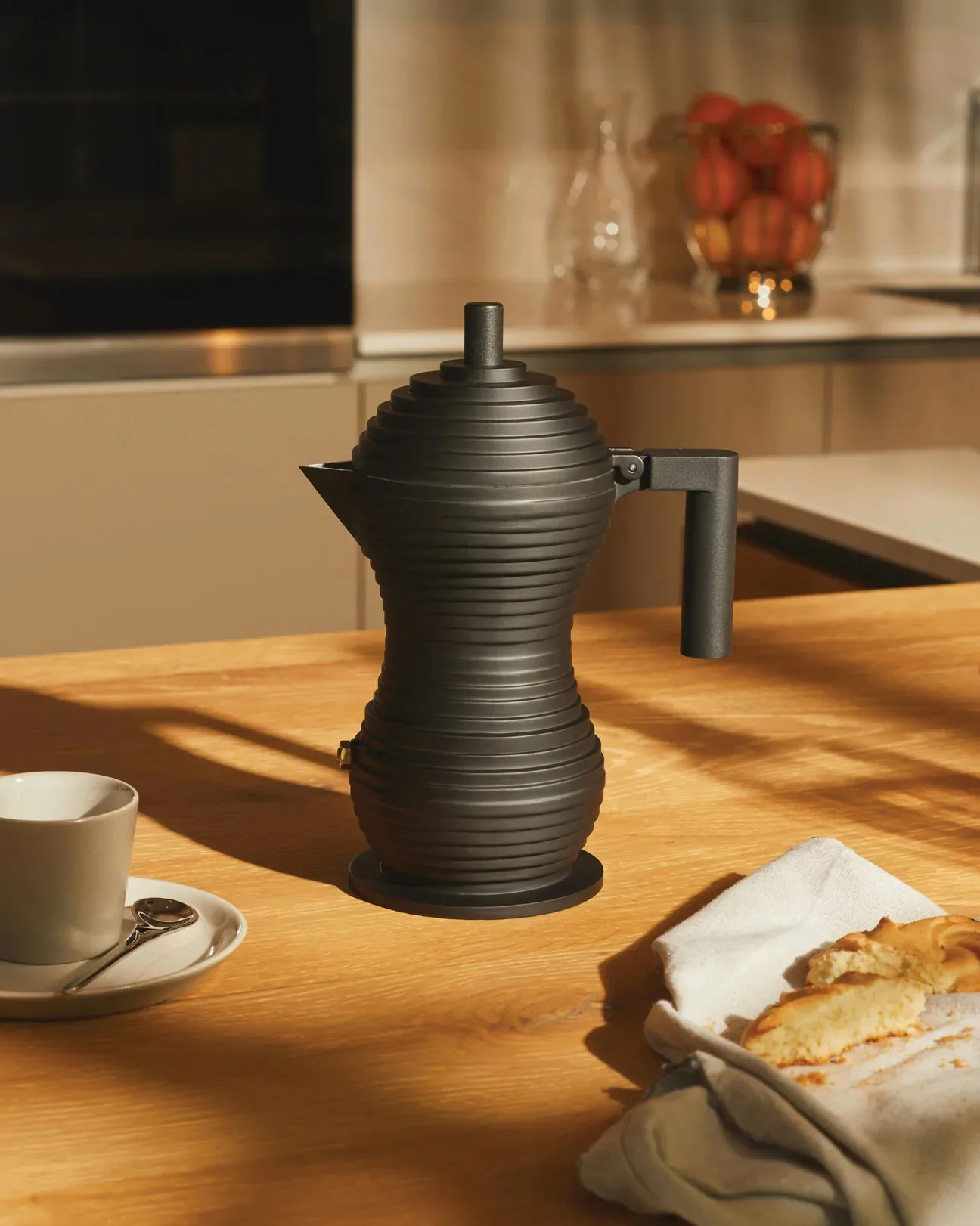 Ekspres do kawy espresso Pulcina, czarny, 300 ml, 6 filiżanek Alessi