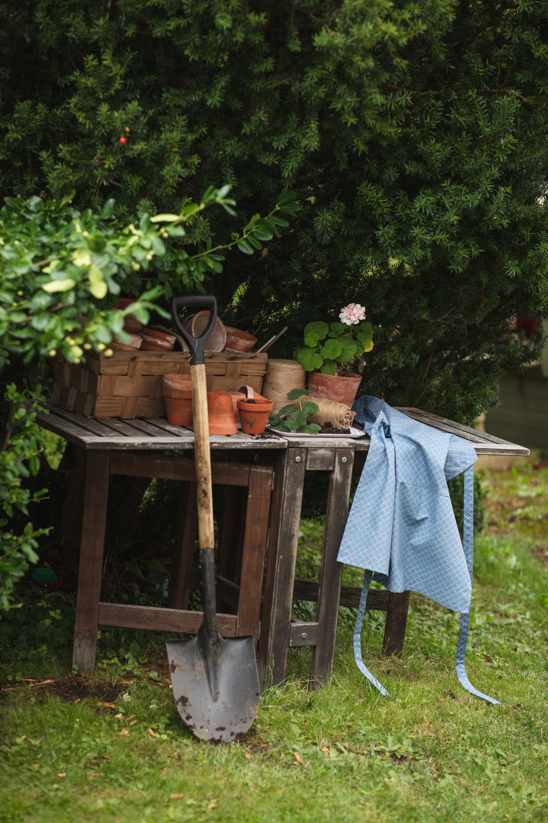 Fartuch Prickruta, Niebieska Almedahls