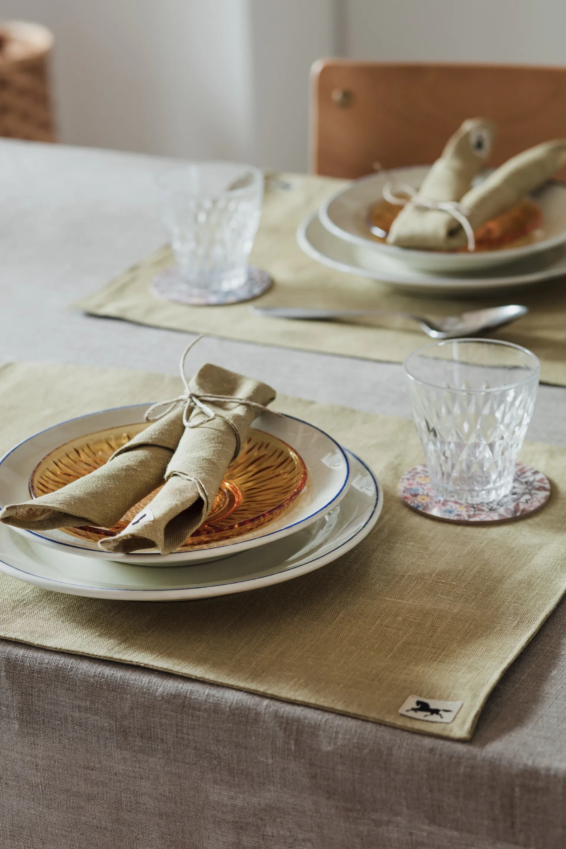 Mata stołowa lniana 34x45 cm 2-pak, Oliwkowy Almedahls