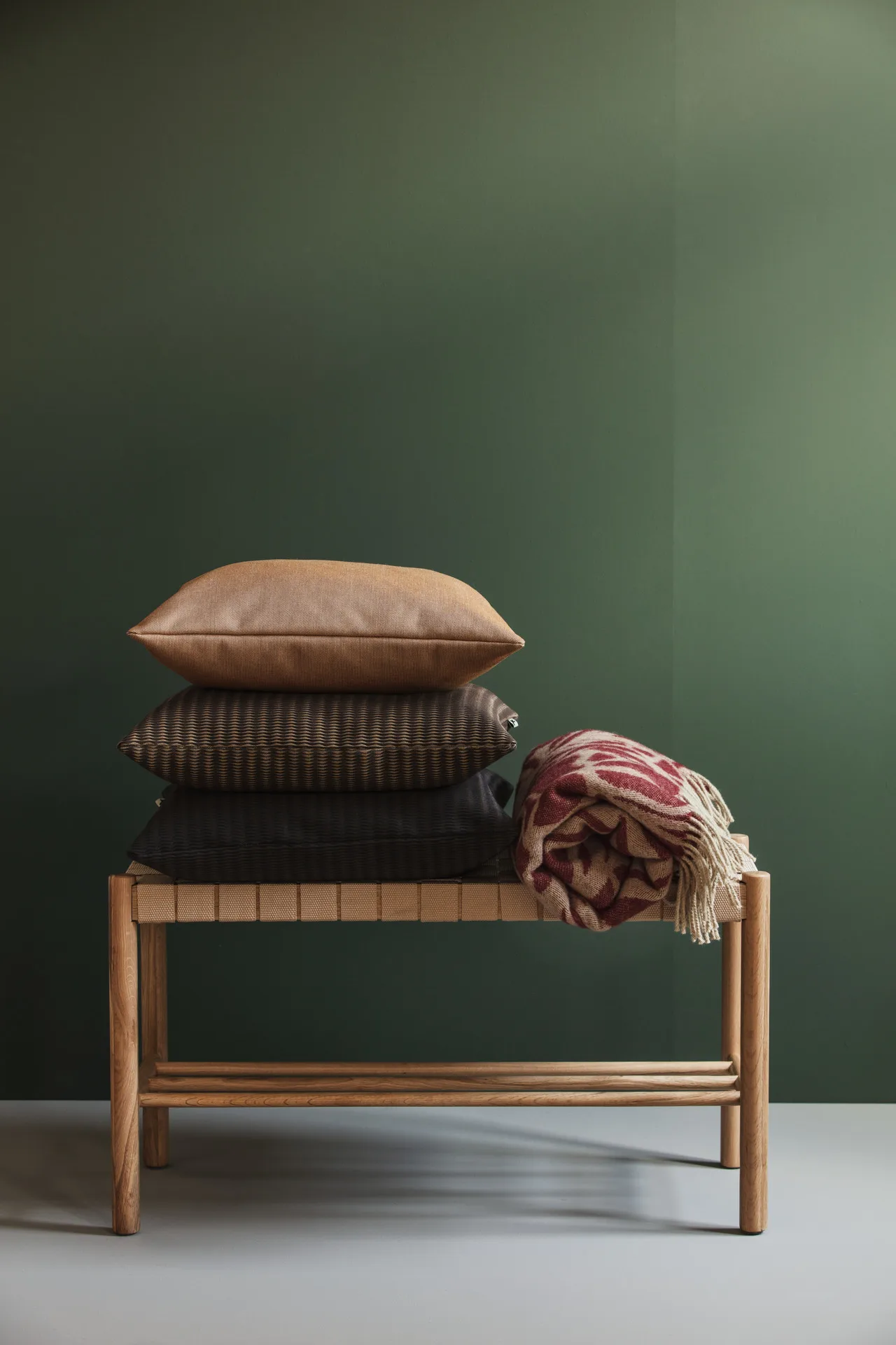 Pled Kotteri 130x170 cm, Burgundowo-beżowy Almedahls