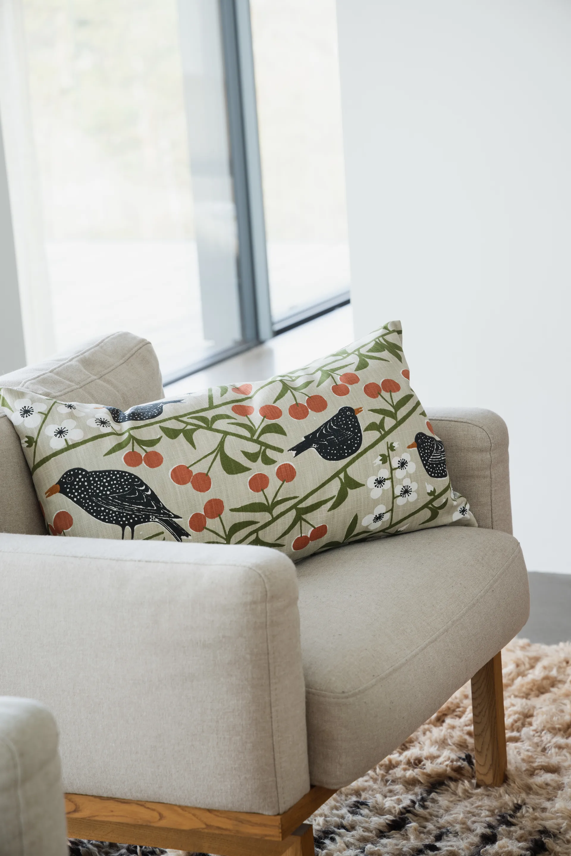 Poszewka na poduszkę Körsbärsträdgården, Beżowy, 40x70 cm Almedahls