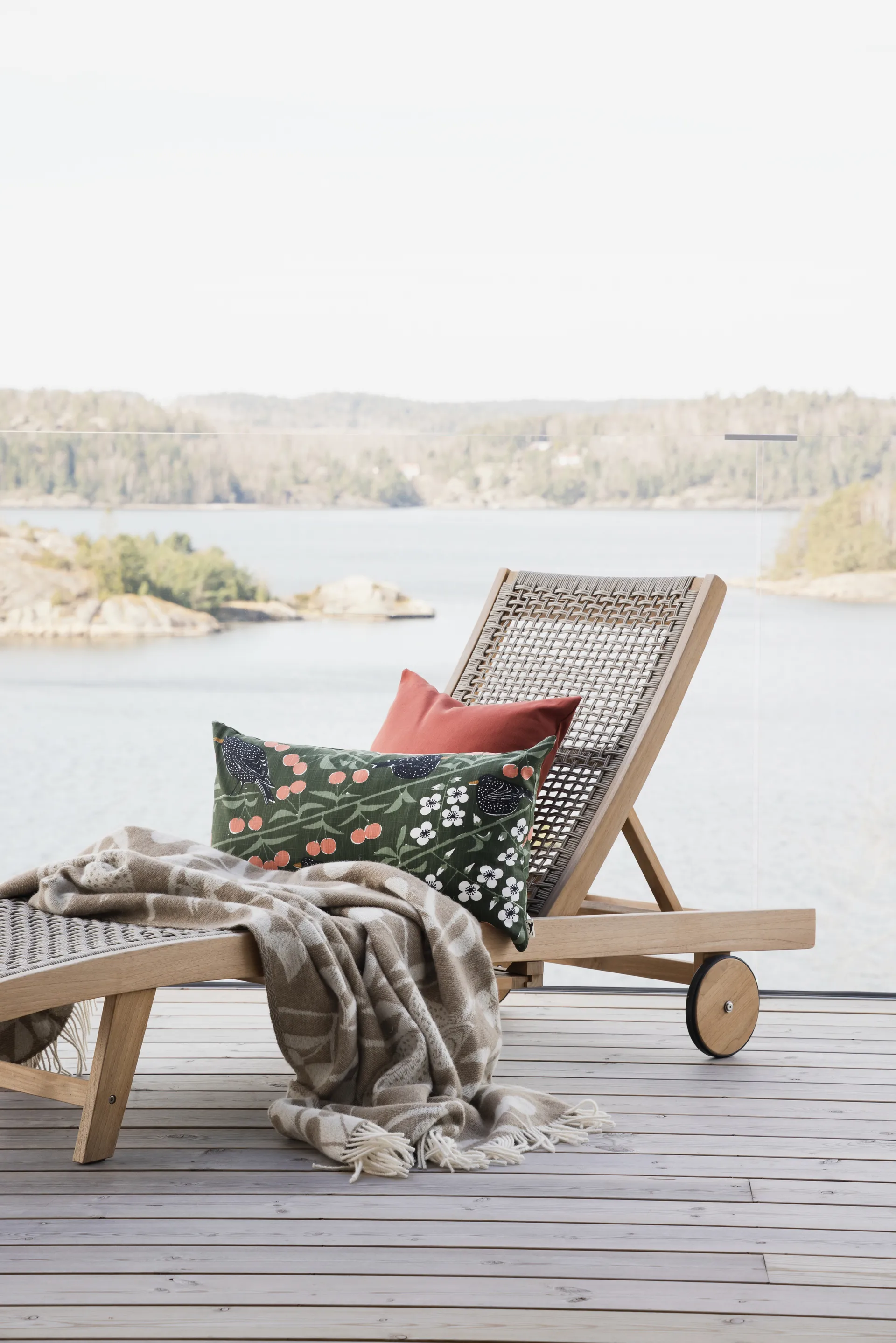 Poszewka na poduszkę Körsbärsträdgården, Ciemnozielony, 40x70 cm Almedahls