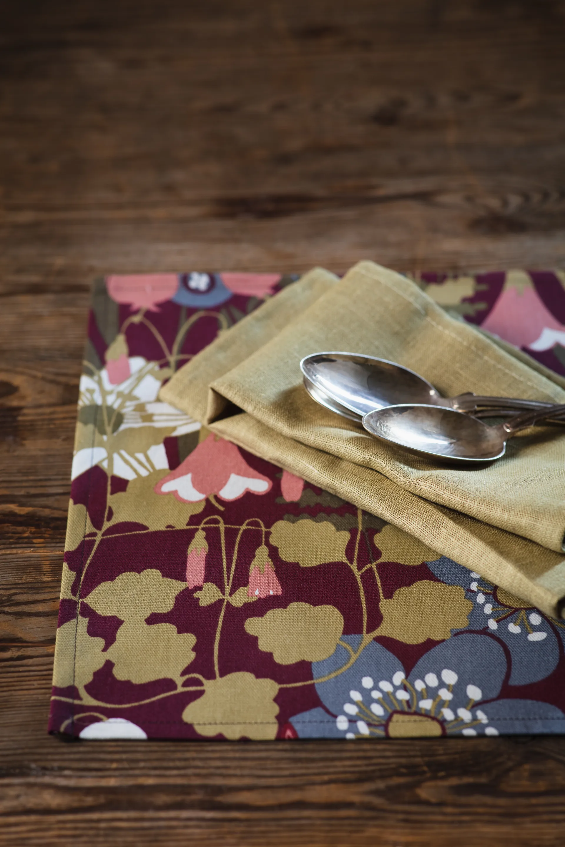 Skogen podkładka 34x45 cm 2-pack, Burgundia Almedahls