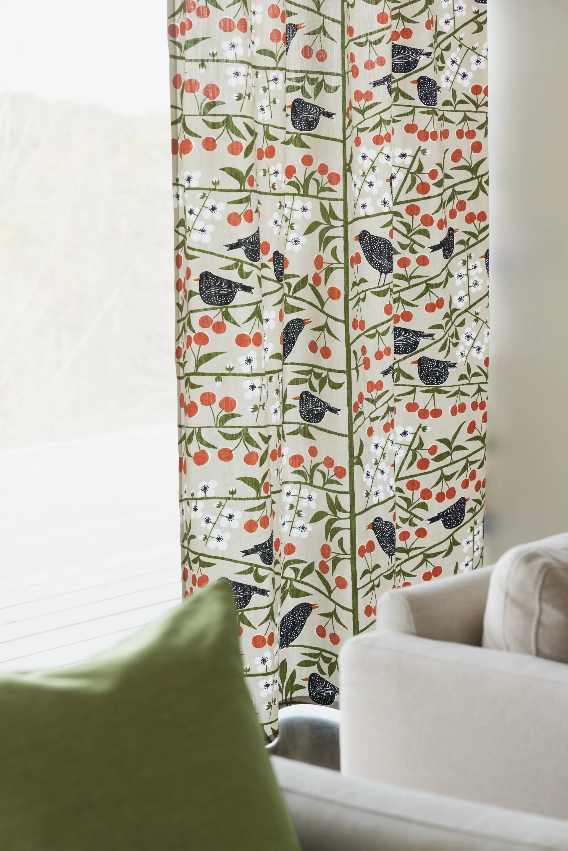 Tkanina Körsbärsträdgården, Beżowy Almedahls