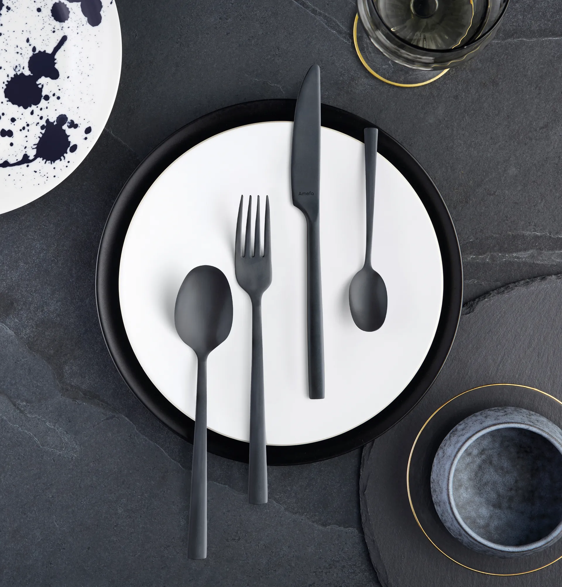 Zestaw sztućców Manille Vintage, 16 szt., Czarne Amefa