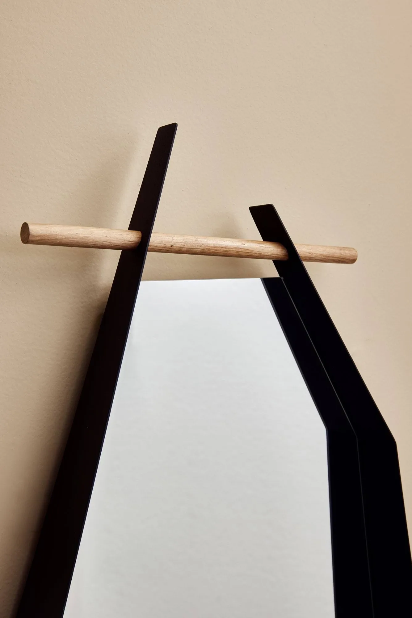Edge lustro, Black (czarny) Andersen Furniture