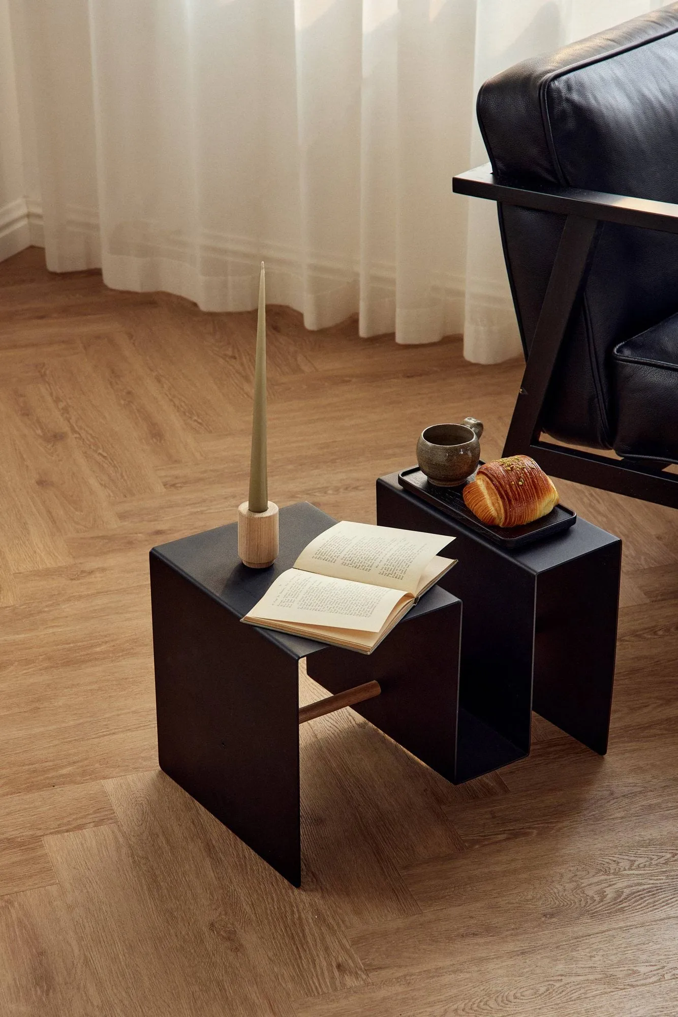 Edge stolik boczny, Black (czarny) Andersen Furniture