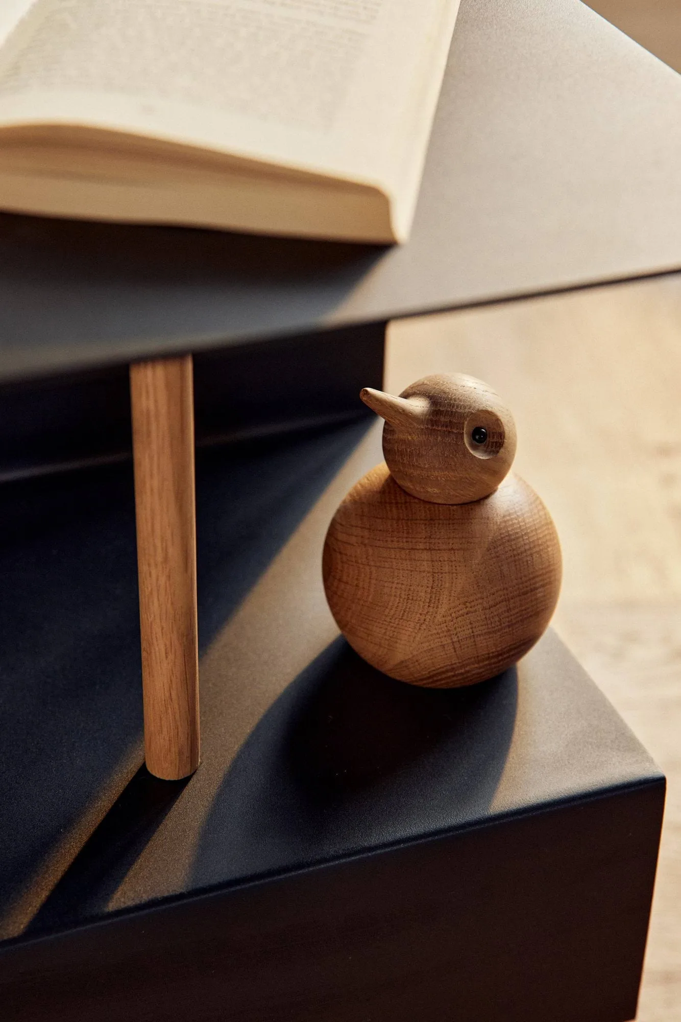 Edge stolik boczny, Black (czarny) Andersen Furniture