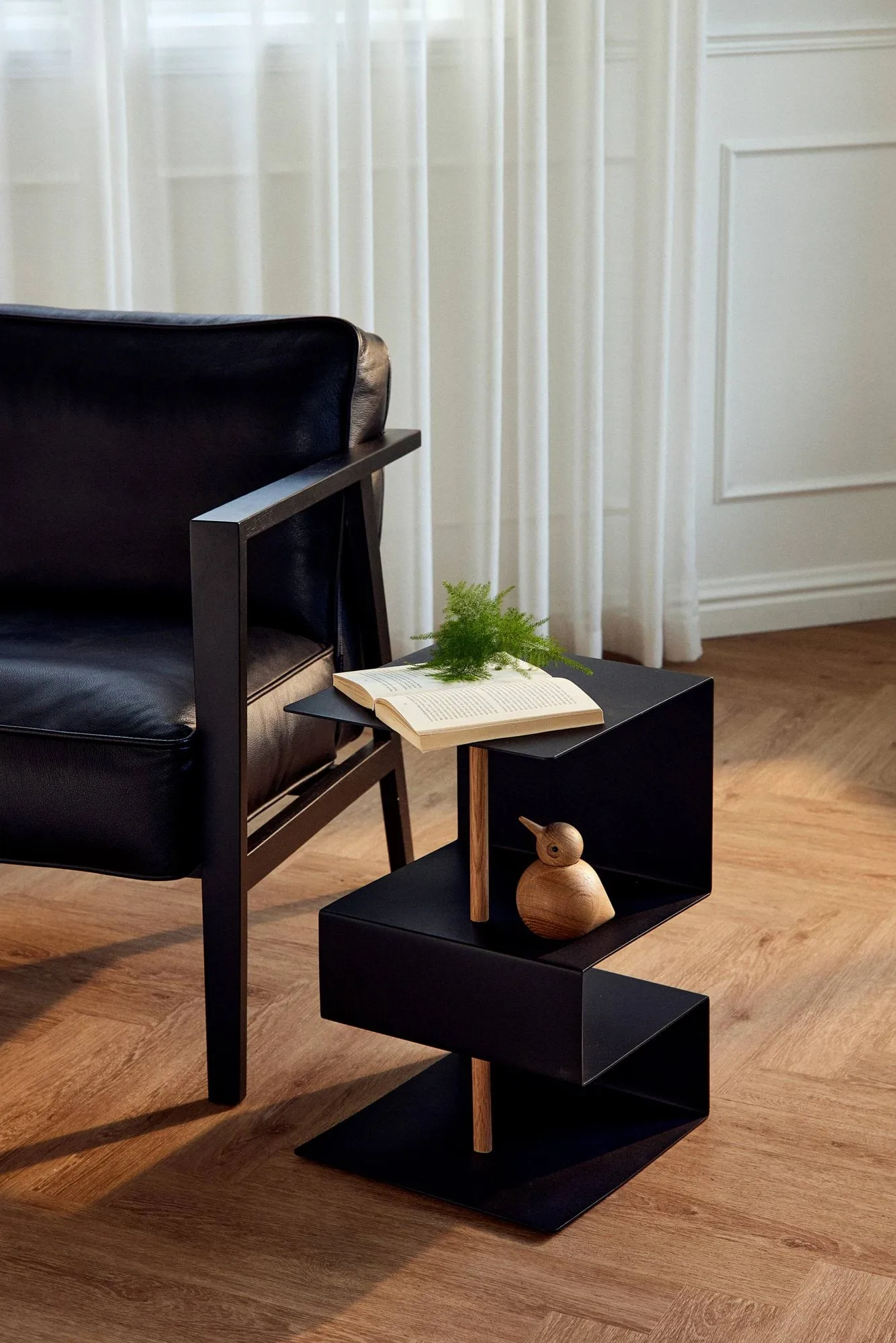Edge stolik boczny, Black (czarny) Andersen Furniture