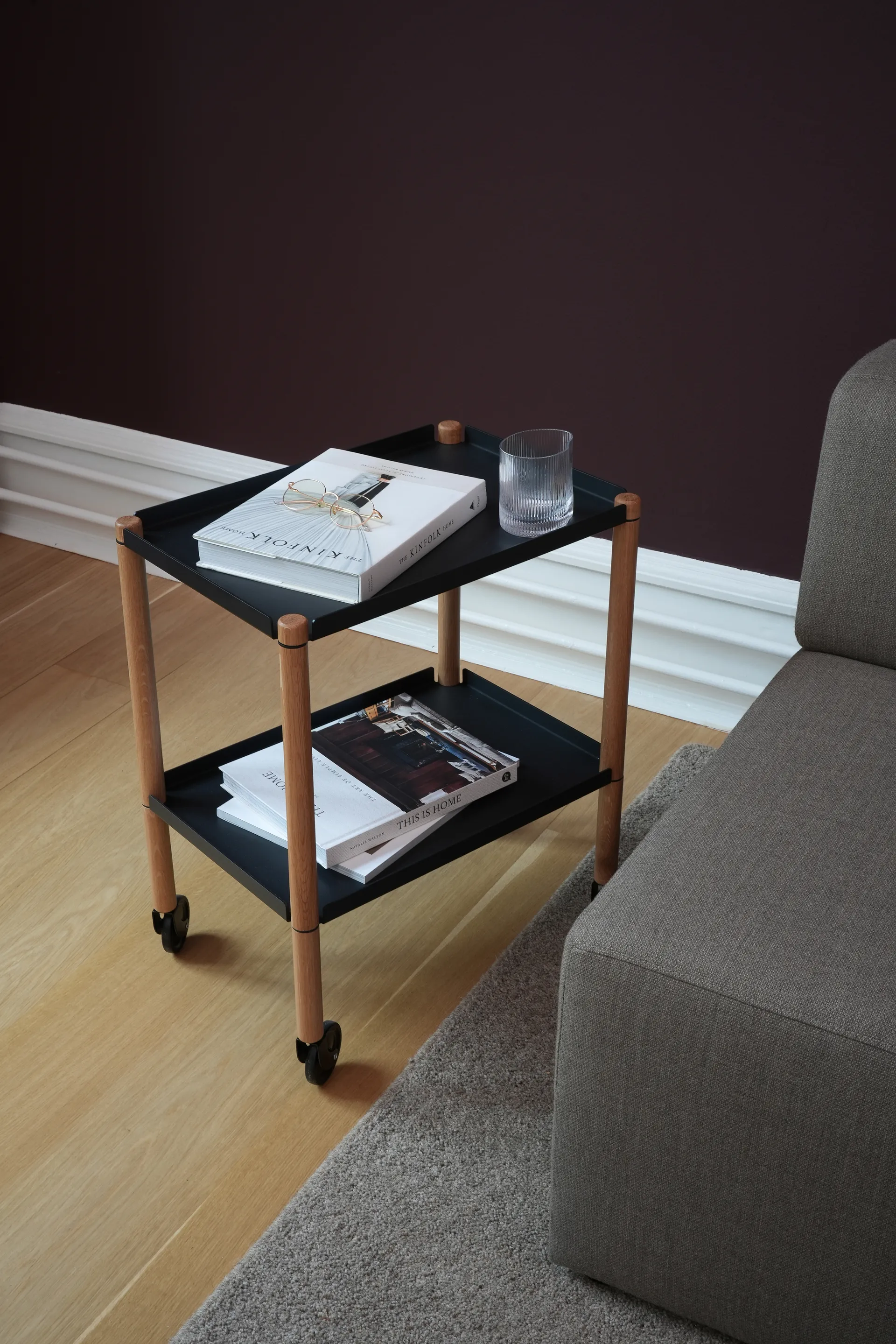 Stół Connect, Olejowany dąb, czarny metal Andersen Furniture