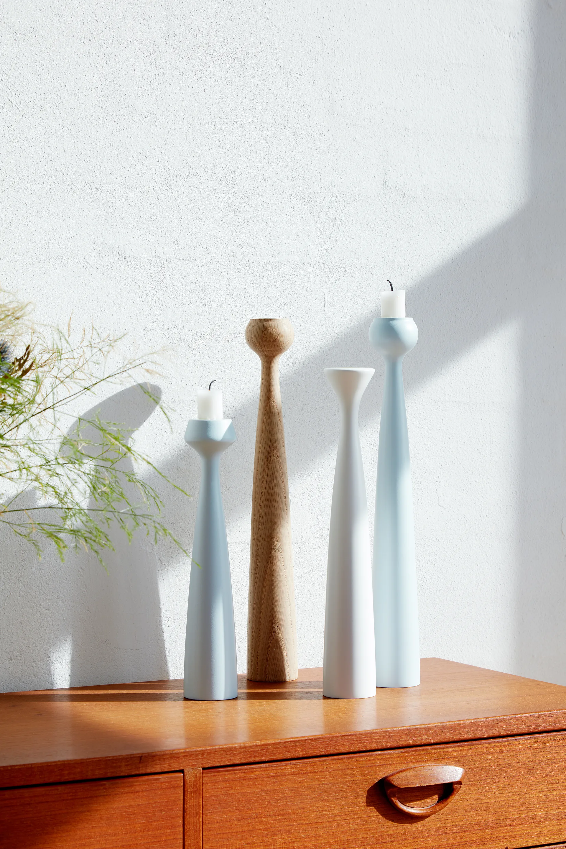 Świecznik Blossom Rose 29 cm, Cool grey Applicata