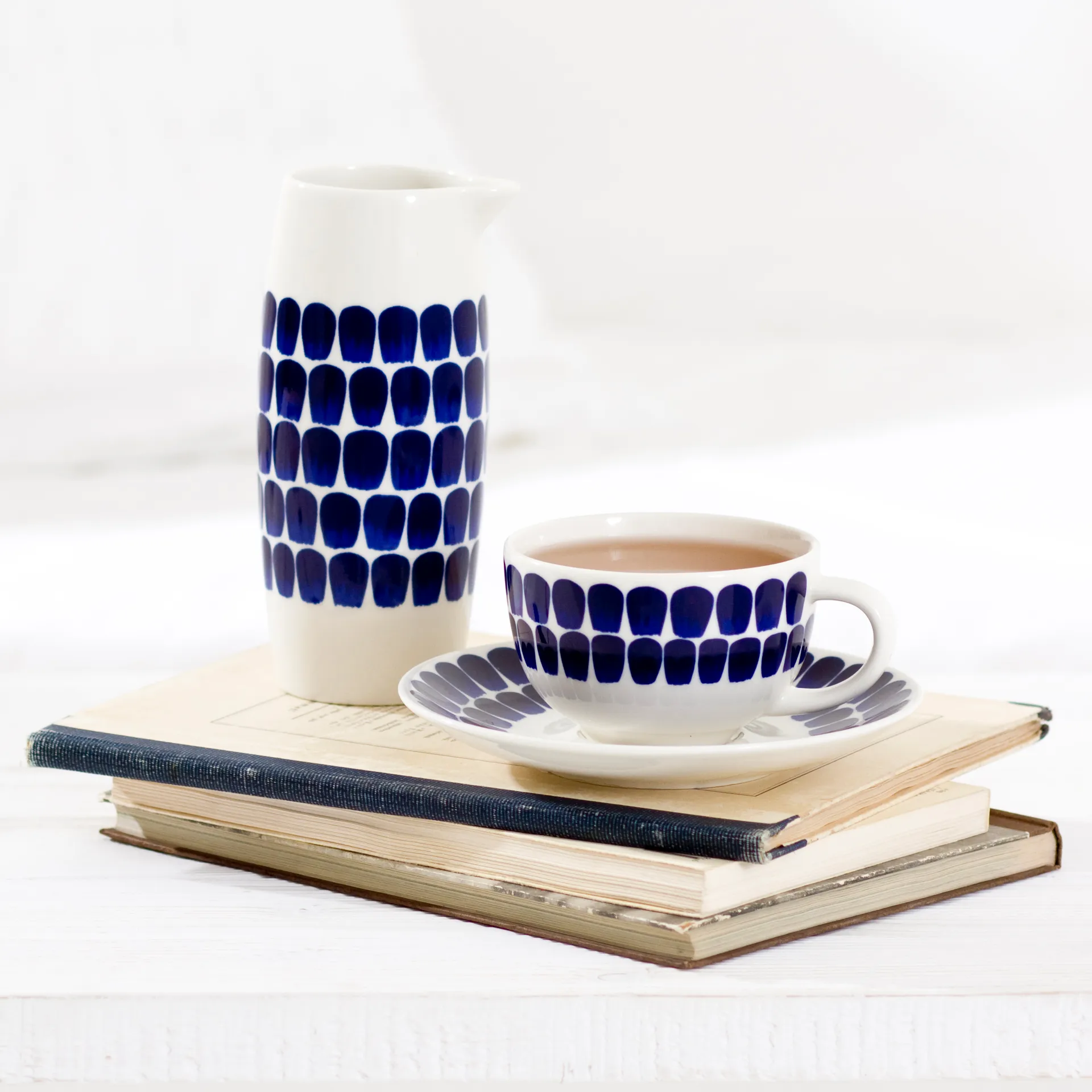 24h Tuokio filiżanka do kawy 260 ml, Cobalt Arabia