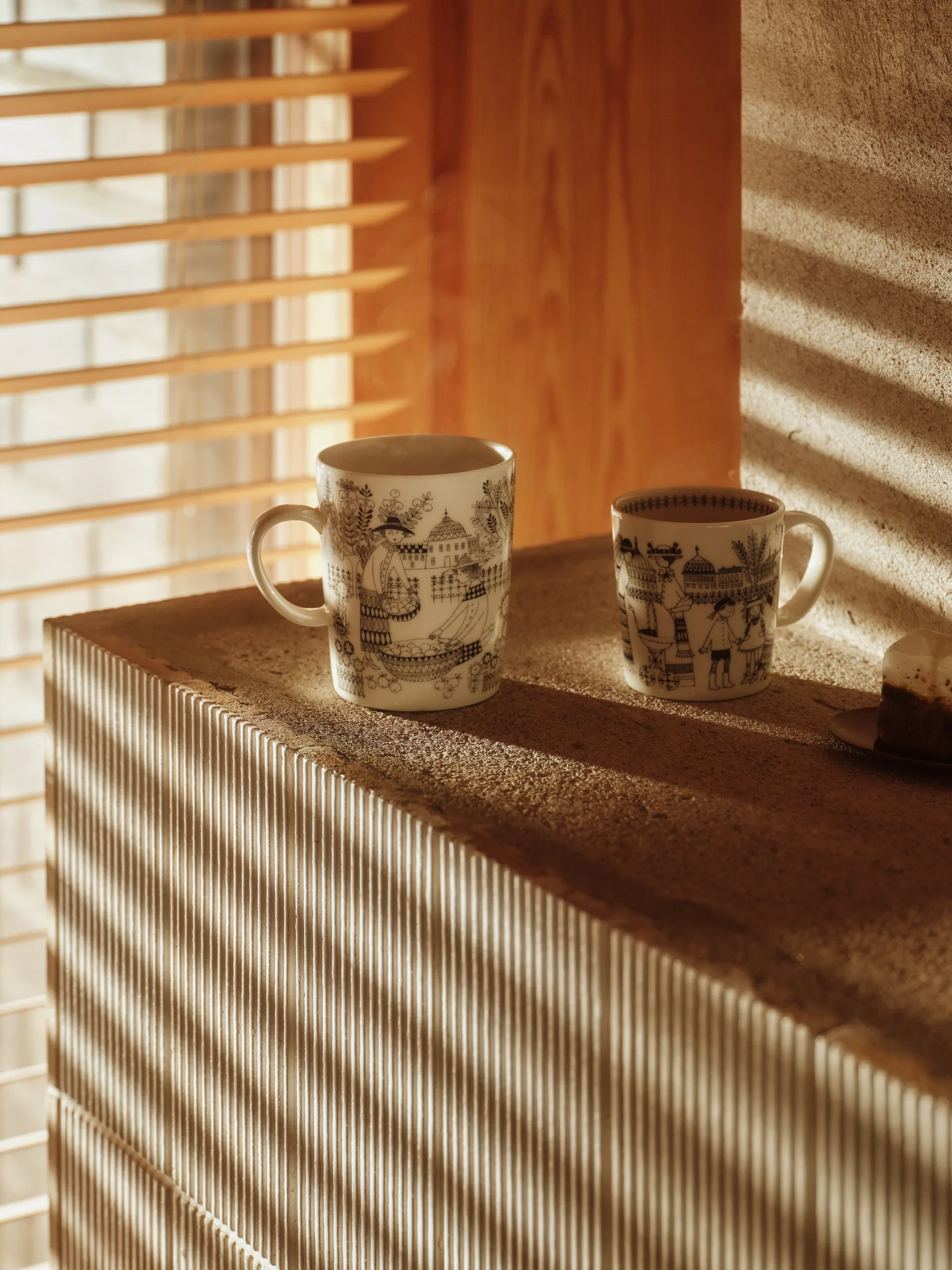 Kubek Emilia 500 ml, Czarno-biały Arabia