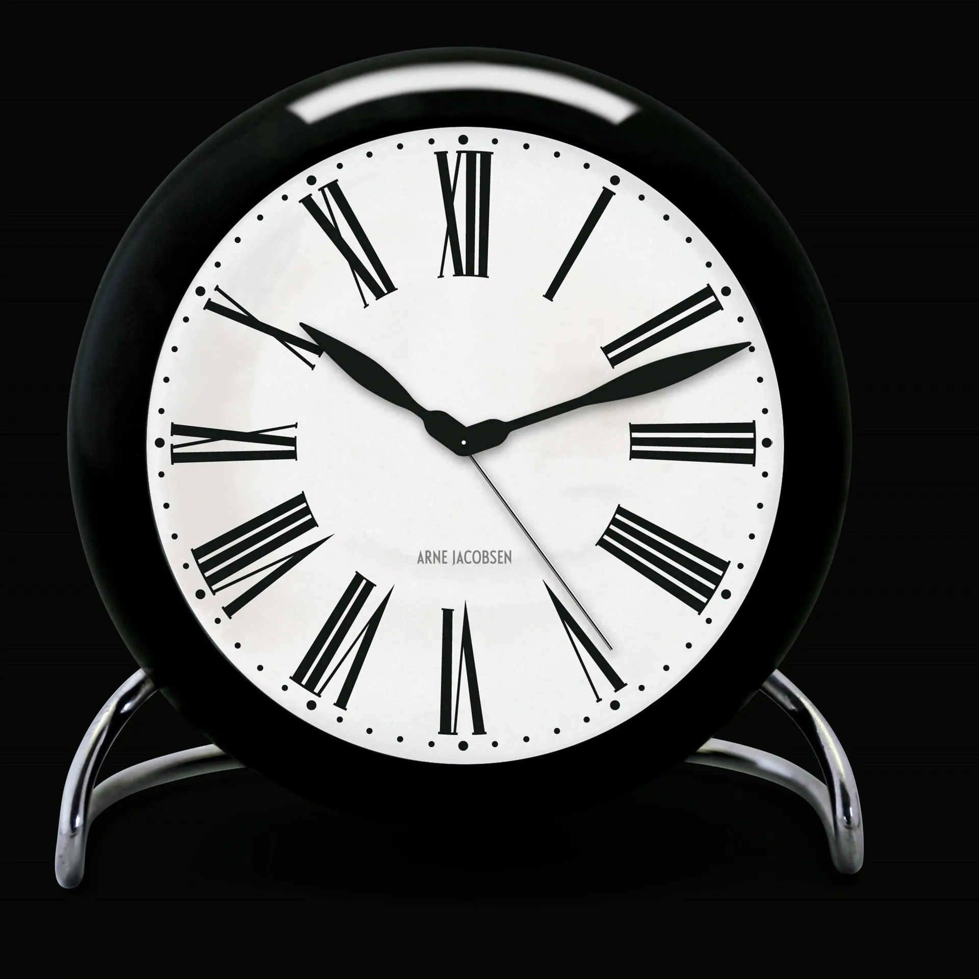 AJ Rzymski zegar stołowy, czarny Arne Jacobsen Clocks