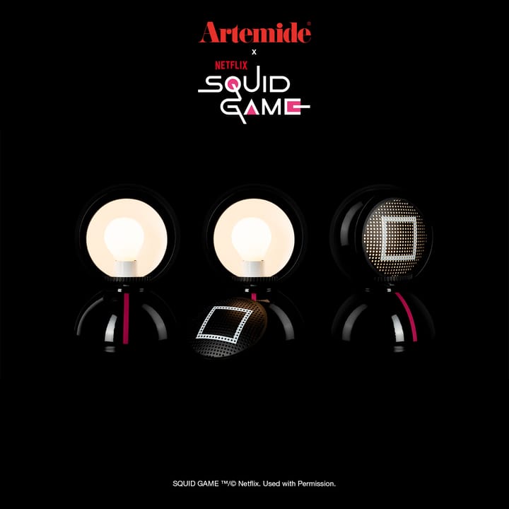 Eclisse x Squid Game Lampa stołowa Special Edition, Guard black Artemide