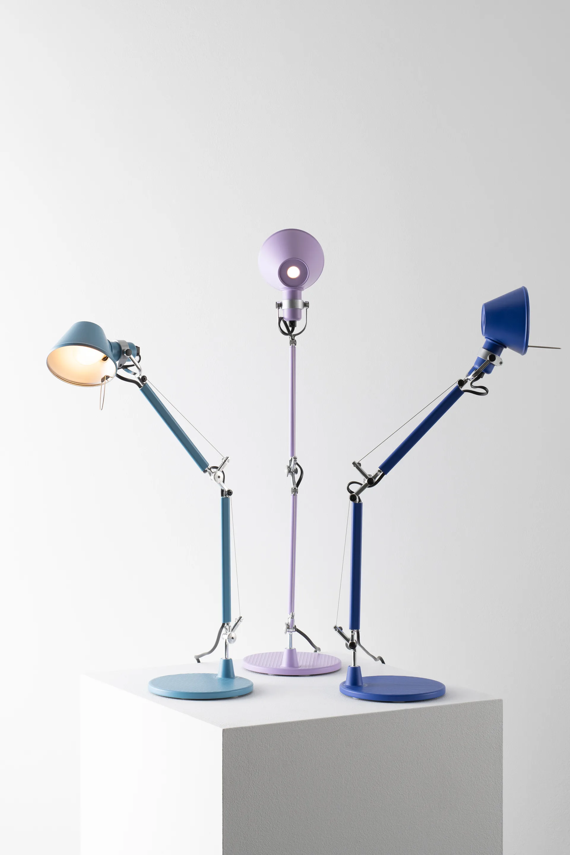 Lampa stołowa Tolomeo micro, Lavender Artemide