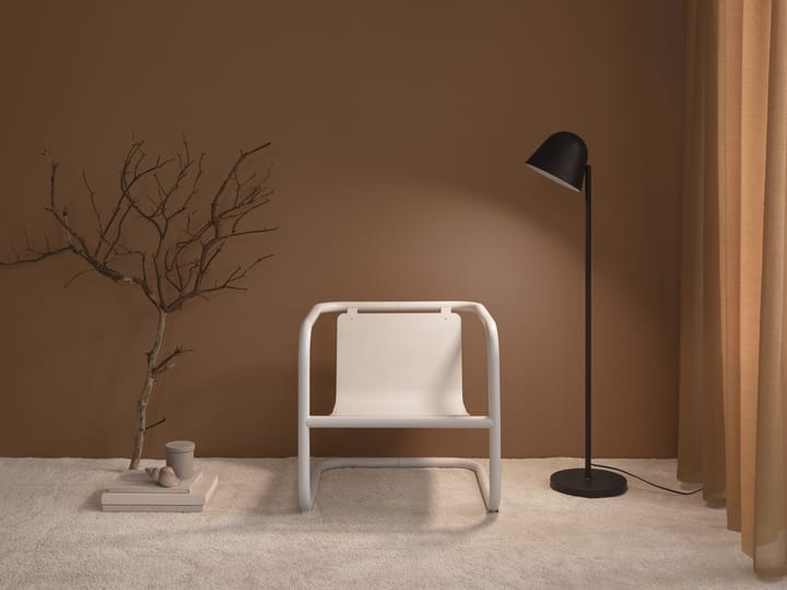 Charge lampa podłogowa 139,3 cm, Czarny Ateljé Lyktan