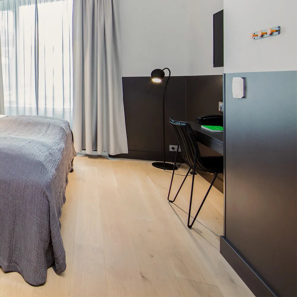 Ogle lampa podłogowa, biały lack Ateljé Lyktan