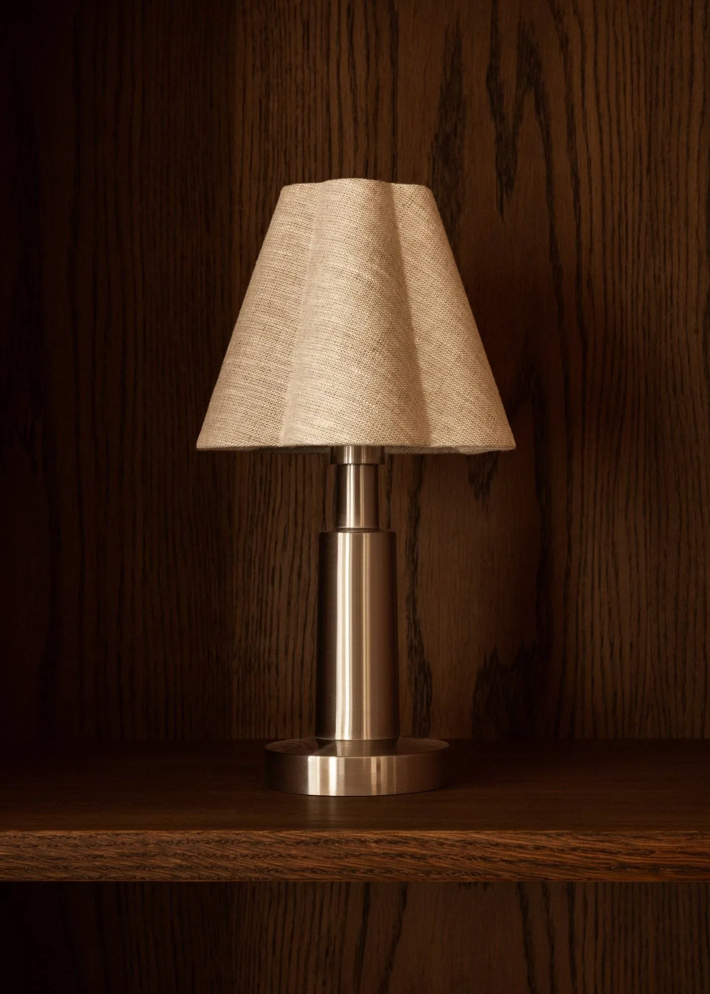 Admiral przenośna lampa stołowa, Chrome-len, 27 cm Audo Copenhagen