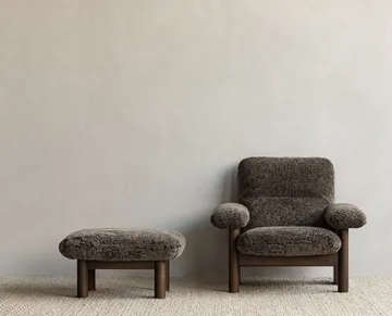 Brasilia podnóżek - Fårskinn root brązowy-ciemny dąb - Audo Copenhagen